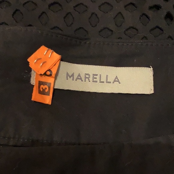 💟 Sale $10 💟 Vintage Black Skirt…Top layer has cutouts! - Picture 5 of 6